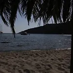 Διαμέρισμα In With Sea View, Terrace, Air Conditioning, Wifi 5197-5 Saplunara