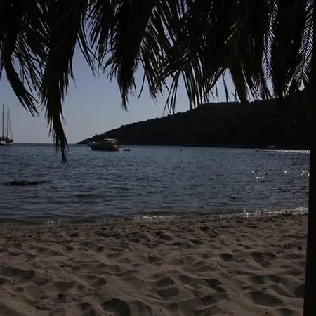 Apartamento In With Sea View, Terrace, Air Conditioning, Wifi 5197-5 Saplunara