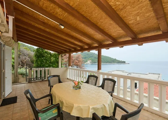 Apartment In With Sea View, Terrace, Air Conditioning, Wifi 5197-5